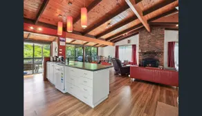 Beach House Comfort - Image 5