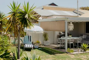 Yalls Bungalow- family beach vibes! - Image 2