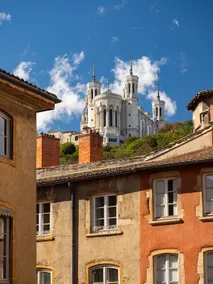 Designers apartment in Lyon, unique and romantic - Image 5