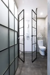 Industrial Lofts A & S – Red and Blue Units - Image 4