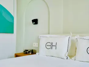 CIH | Beach - Image 2