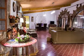 Casa Antinea · 14 - 30 Guests 10 Rooms - Image 4