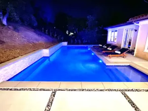 Gorgeous luxury family home in Thousand Oaks - Image 3