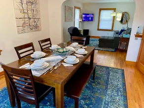 Cottage Charm, 3 BDR- 10 Minutes to Starved Rock! - Image 2