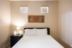 Cozy casita w/ pool and private entrance. - Image 2