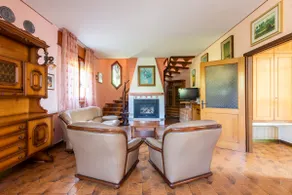 A house in the vineyard - Image 3