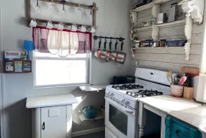 Repurposed Cottage. Close to lakes, Dog friendly. - Image 2