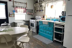 Repurposed Cottage. Close to lakes, Dog friendly. - Image 3
