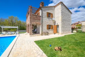Paradis Villa Stone Queen with Heated Pool - Image 3