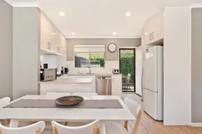 West Beach Family Beauty - 2 Bed Unit - Image 3