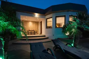 Maia Luxury Pool Villa - Image 2