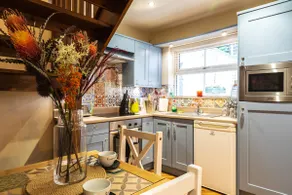 Sorley Boys Snug - Image 4