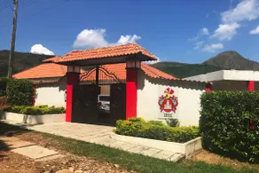 Villa Lujan, a beautiful property in Carmen Apicala - Image 5