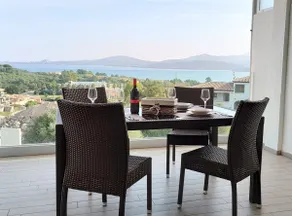Beautiful Two-Bedroom Family Apartment - Image 2