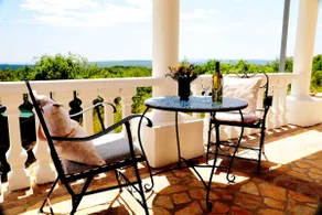 Palms - Mediterranean studio with far-reaching views - Image 5