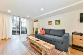 Stylish garden level studio with a private patio - Image 2