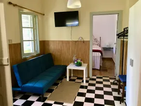 Grandma Micas House - South Apartment - Image 4