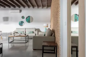 Triana Boutique Apartments by Hommyhome - Image 2