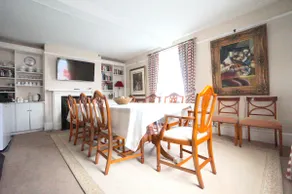 Historic 'Colthrop Manor' House | Sleeps 17 - Image 5
