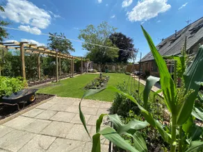 Eclectic Barn - Pergola & Dog-Friendly Garden - Image 2