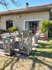 LA GRANGE, Exceptional Location - Image 2