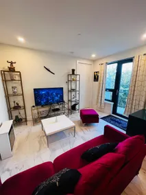 Luxury 2 Bedroom flat with Balcony - Image 3
