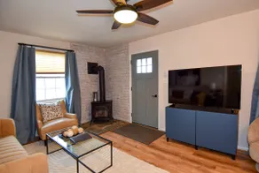 Cozy Scandinavian Getaway in City of Rockville - Image 4