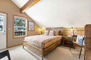 Govy Chalet Cabin w/ Ski Bowl Views-Center of Town - Image 5