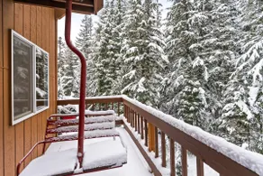 Govy Chalet Cabin w/ Ski Bowl Views-Center of Town - Image 2