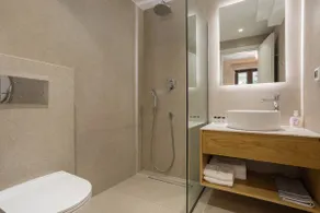 Stone Maisonette with Partial Sea View - Image 4