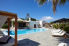 Aquaria 7 BDR Luxury Villa-Private Pool & Jacuzzi-Breakfast incl.,Concierge,Maid - Image 2