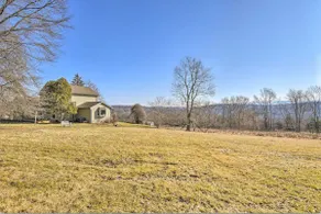 Spacious Home with Vista Views on 10 Acres! - Image 2
