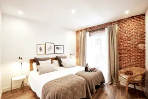 5 Stars Short-Term Rental apartment in Plaza Mayor - Image 3
