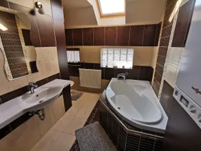 Gallery Apartman - Image 4