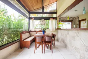 Large house with game room - Image 2