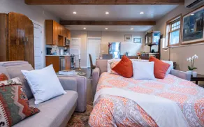 Ocean Breeze | Spacious West Seattle Town Home! - Image 5