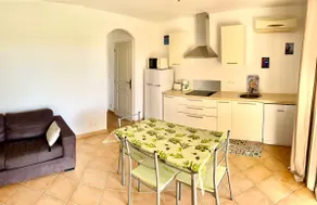 Rental in a small family estate - Image 5