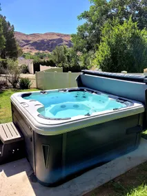 Adorable 2 Bedroom home - Near Zion & Hot Springs! - Image 2