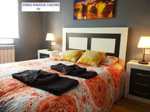 IDEAL in the heart of downtown. Quiet. Two bathrooms. Parking - Image 5