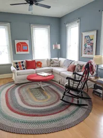 Historic Bungalow Near Farmers Market & Downtown - Image 3