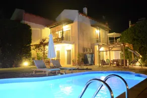 Moderne Villa, privater Pool, Garten, Grill, A / C, Wi-Fi, herrliche Aussicht, 5 'Meer - Image 5