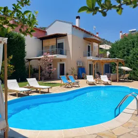 Moderne Villa, privater Pool, Garten, Grill, A / C, Wi-Fi, herrliche Aussicht, 5 'Meer - Image 2