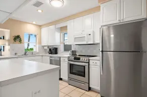 Casey Key Resorts - Beachfront - Image 2