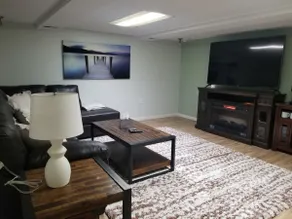 Daylight patio & simple Comforts - Image 3