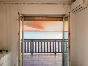 SUNSET-OASE by the sea apartment 5 - Image 5