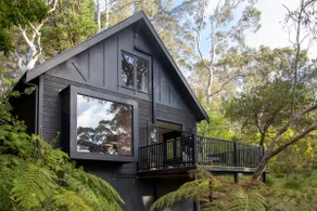 Designer Cabin in Blue Mountains with bush views - Image 4