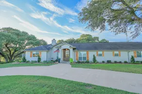 The Farm at Schulenburg | 112 Acres, Pool/Hot Tub - Image 3