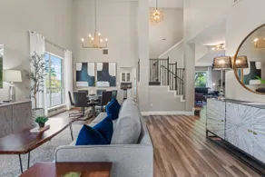 Stay @ the TREEHOUSE! 4 bedroom+game room+huge backyard - Image 3
