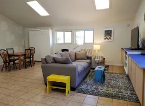 LITTLE HOUSE on the HILL - Gorge Getaway Home Base - Image 3