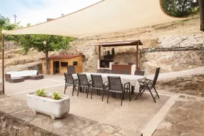 Mas Collell, a rural house with a pool (La Garrotxa) - Image 2